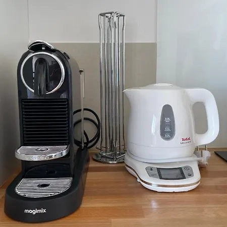 Au Petit Brick - Cosy Beachfront House Feriehus Maupertus-sur-Mer